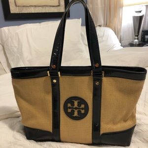 Tory Burch Navy Patent Leather and Straw Purse